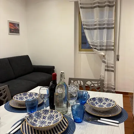 公寓 Lianna House