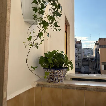 Lianna House باري